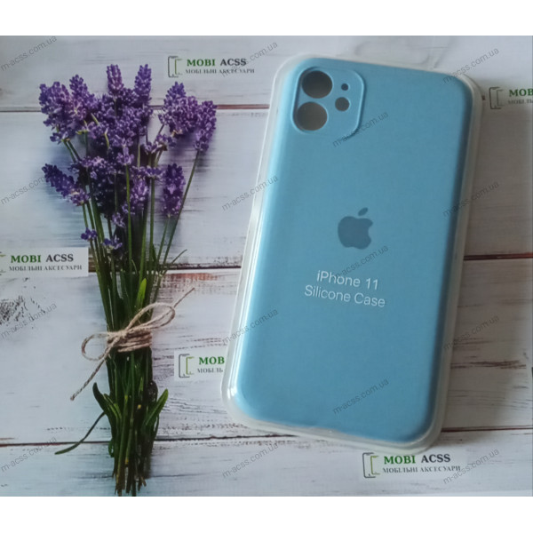 Силіконовий чохол iPhone 11 з мікрофіброю, матовий, блакитного кольору.