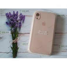 Силіконовий чохол iPhone XR з мікрофіброю, матовий, пудрового кольору.